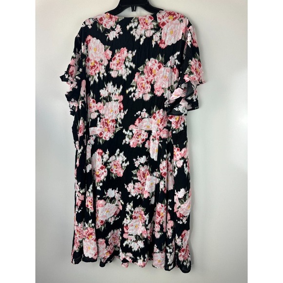 NWT Torrid Mini Gauze Lace Up Skater Dress Black Floral Print Plus Size 5 5X - Picture 4 of 15